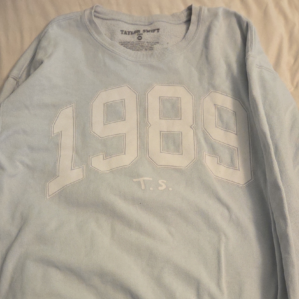 OFFICIAL Taylor Swift 1989 Crewneck